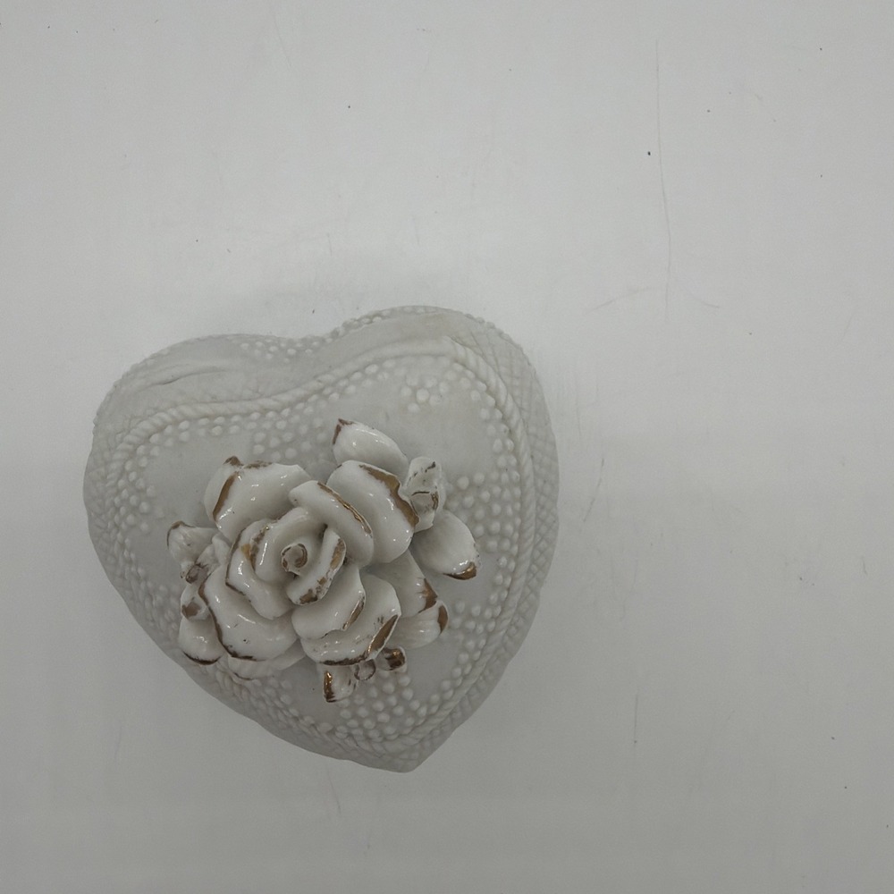 Vintage Flomo Unlimited Heart Shaped Trinket Box